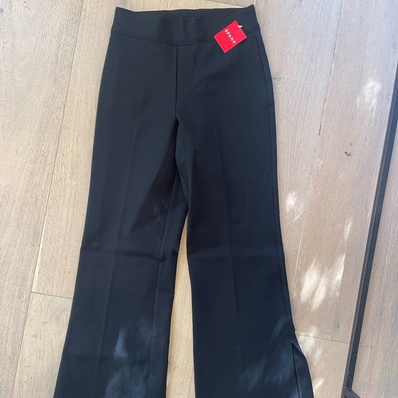 Black Spanx 2 flare pant - Picture 1 of 1